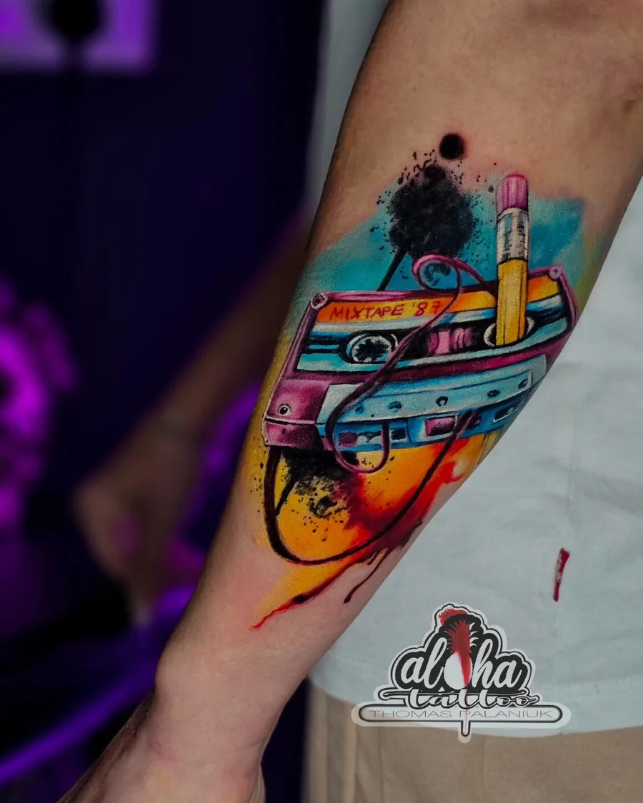 New school retro colour piece, by Thomas Palaniuk